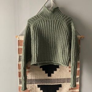 Chunky Knit Crop Sweater